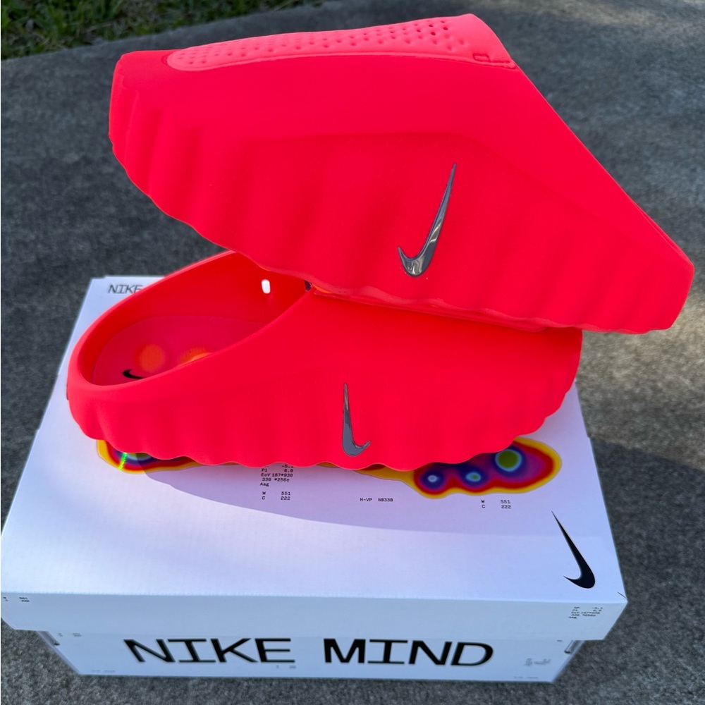 Women’s Nike Mind 001 Solar Red slides. 9 Women’s/ 7.5 Men - Picture 2 of 7